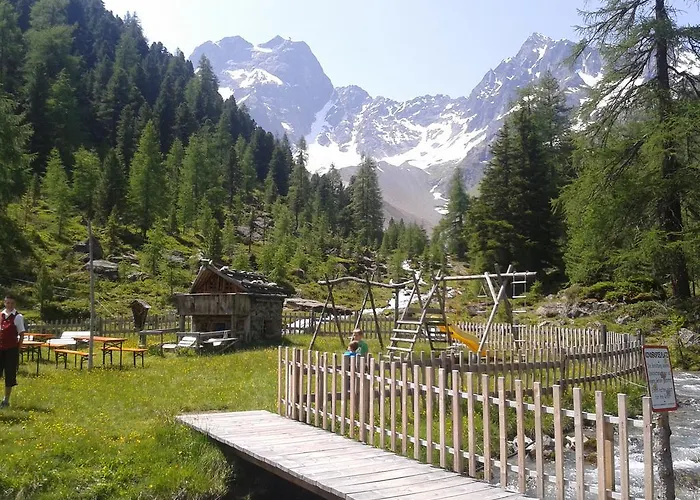 Bruegglers Ferienhaeuser * Sankt Leonhard im Pitztal