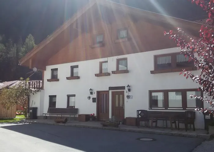 Bruegglers Ferienhaeuser * Sankt Leonhard im Pitztal