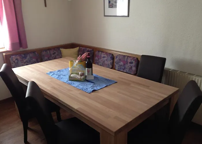 Bruegglers Ferienhaeuser *