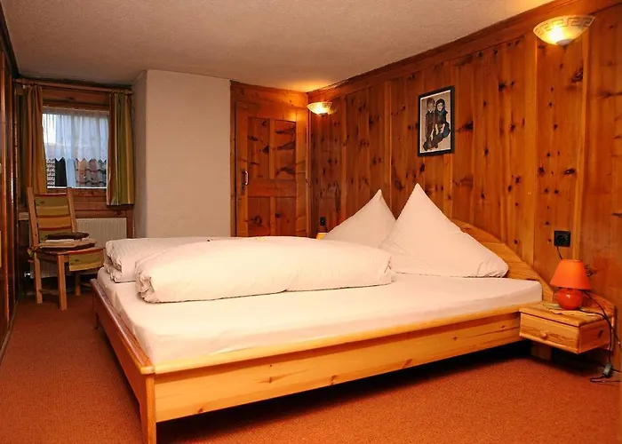 Bruegglers Ferienhaeuser * Sankt Leonhard im Pitztal