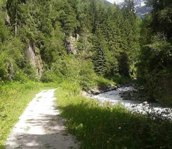 Bruegglers Ferienhaeuser * Sankt Leonhard im Pitztal