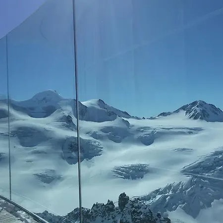 Bruegglers Ferienhaeuser Sankt Leonhard im Pitztal