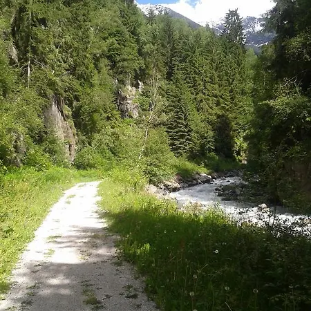 Bruegglers Ferienhaeuser * Sankt Leonhard im Pitztal